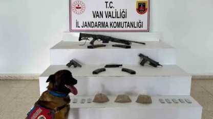 Van’da uyuşturucu ve silah ele geçirildi