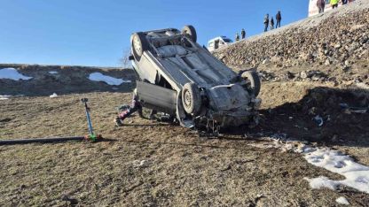 Van’da trafik kazası: 3 yaralı