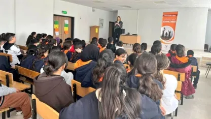 Yeşilyurt’ta "Güvenli aile, güvenli nesil" projesiyle geleceğe güvenli adımlar atlıyor