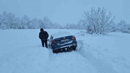 Kar ve tipi ulaşımı aksatıyor