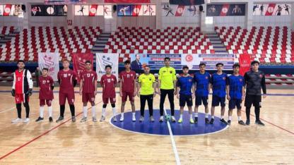 Ağrı’da 20 okul takımı futsal şampiyonluğu için sahaya çıktı