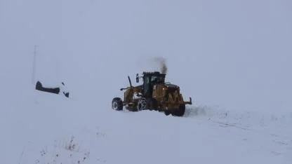 Ağrı’da 377 Köy Yolu Ulaşıma Kapandı