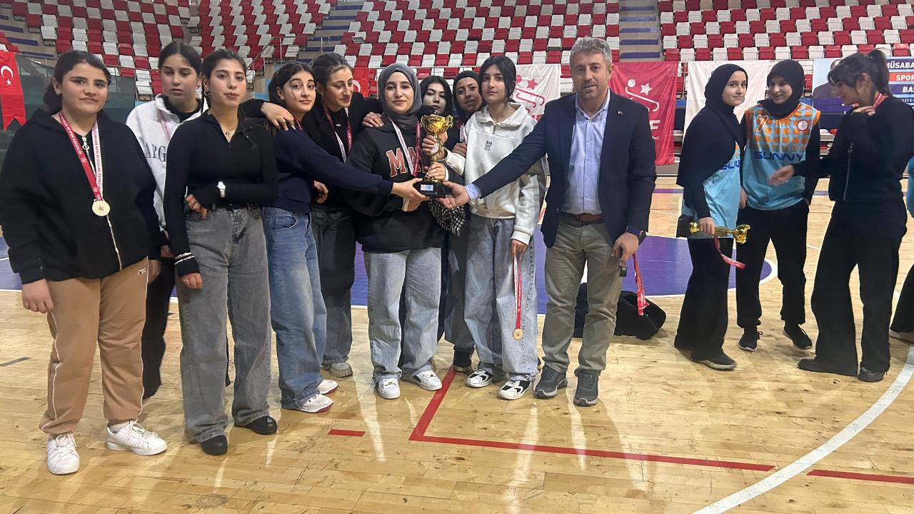 Ağrı’da Futsal İl Birinciliği tamamlandı