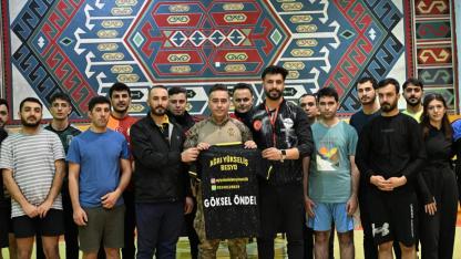 Ağrı’da Gençlere Polislik Mesleği Anlatıldı