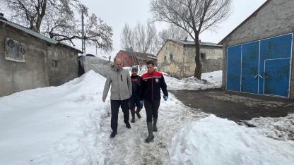 Ağrı’da ilkbahar dönemi şap aşılaması devam ediyor