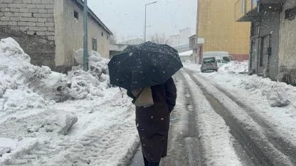 Ağrı’da kar yağışı yeniden etkili oldu (Videolu Haber)