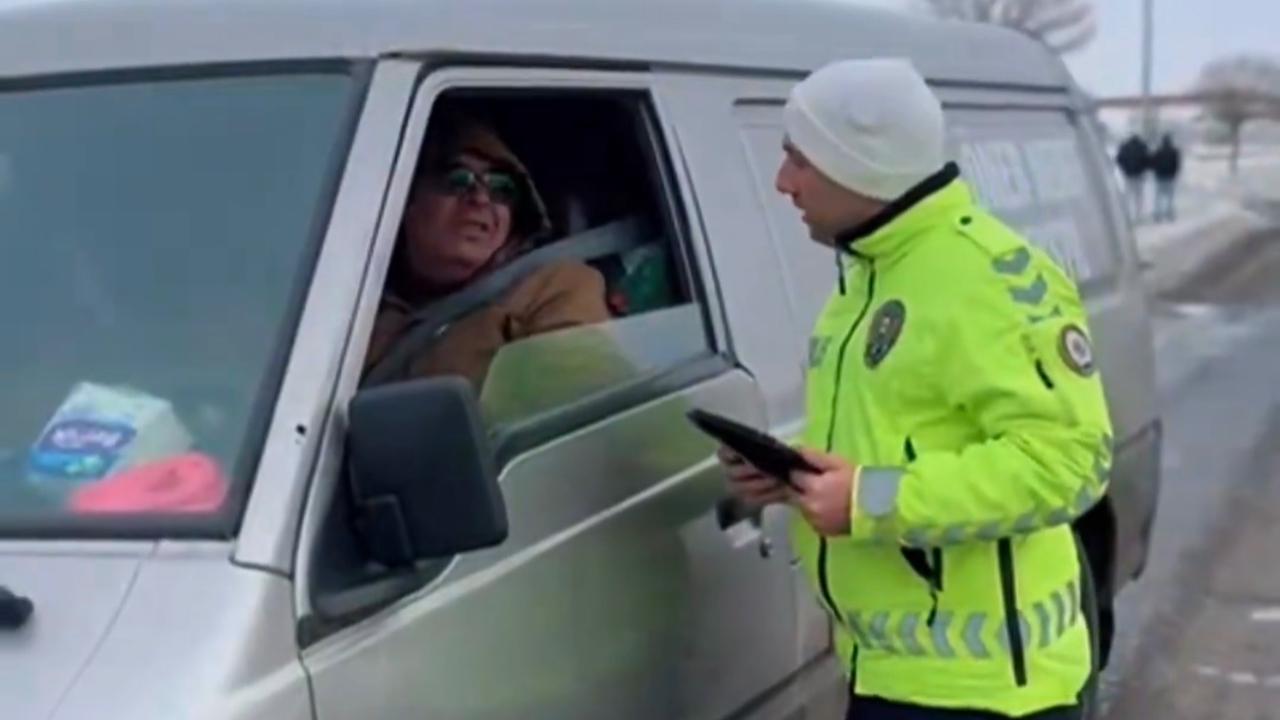 Ağrı’da Kış Tedbirleri Kapsamında Trafik Denetimleri Sürüyor