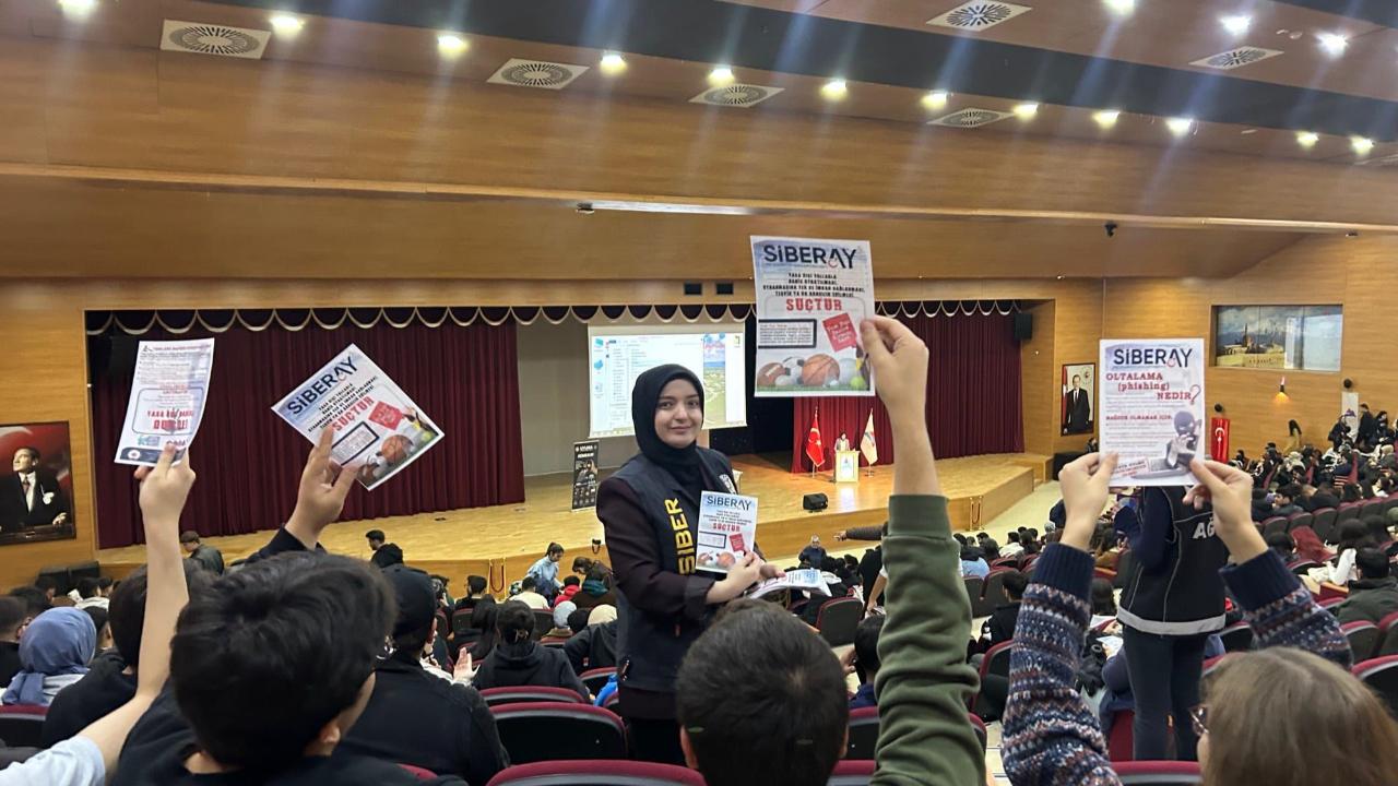 Ağrı’da Öğrencilere ve Hükümlülere Siber Güvenlik Eğitimi