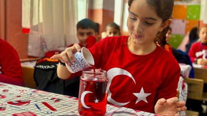 Ağrı’da Okullarda İkinci Dönem Zili “Bayrak Sevgisi” Temasıyla Çaldı