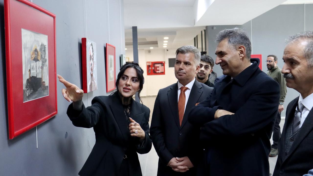 AİÇÜ’de “Regülasyon” resim sergisi açıldı