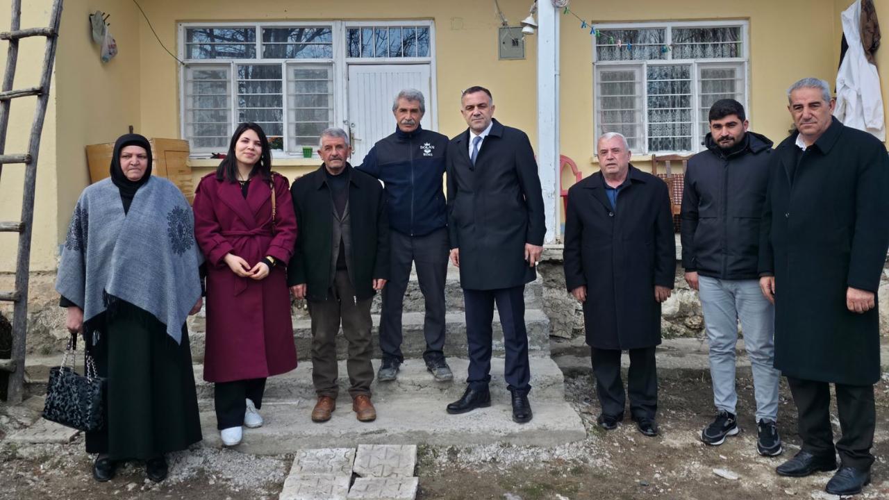 Ak Parti Erciş Teşkilatı Gölağzı Mahallesi’nde Vatandaşlarla Buluştu