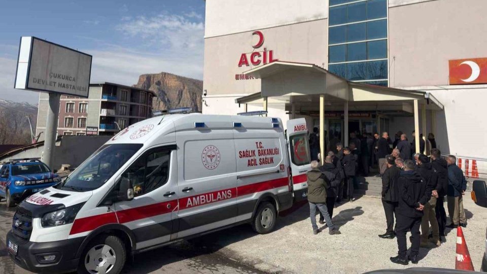 Çukurca’da trafik kazası: 8 yaralı