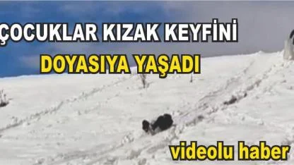 Erciş’te Çocuklar Kar Yağışını Eğlenceye Dönüştürdü