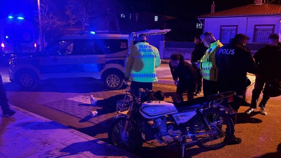 Erzincan’da motosiklet kazası