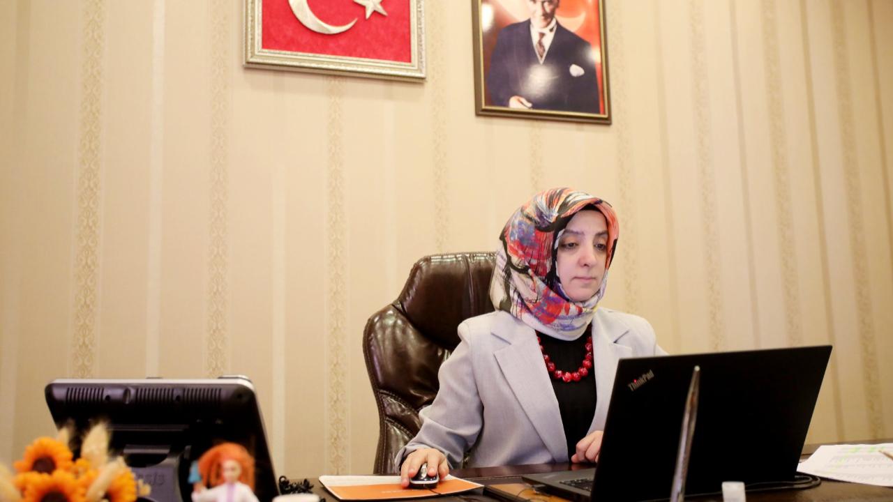 Hamur Deresi’nde Yaban Hayvanlarına Yemleme Çalışması