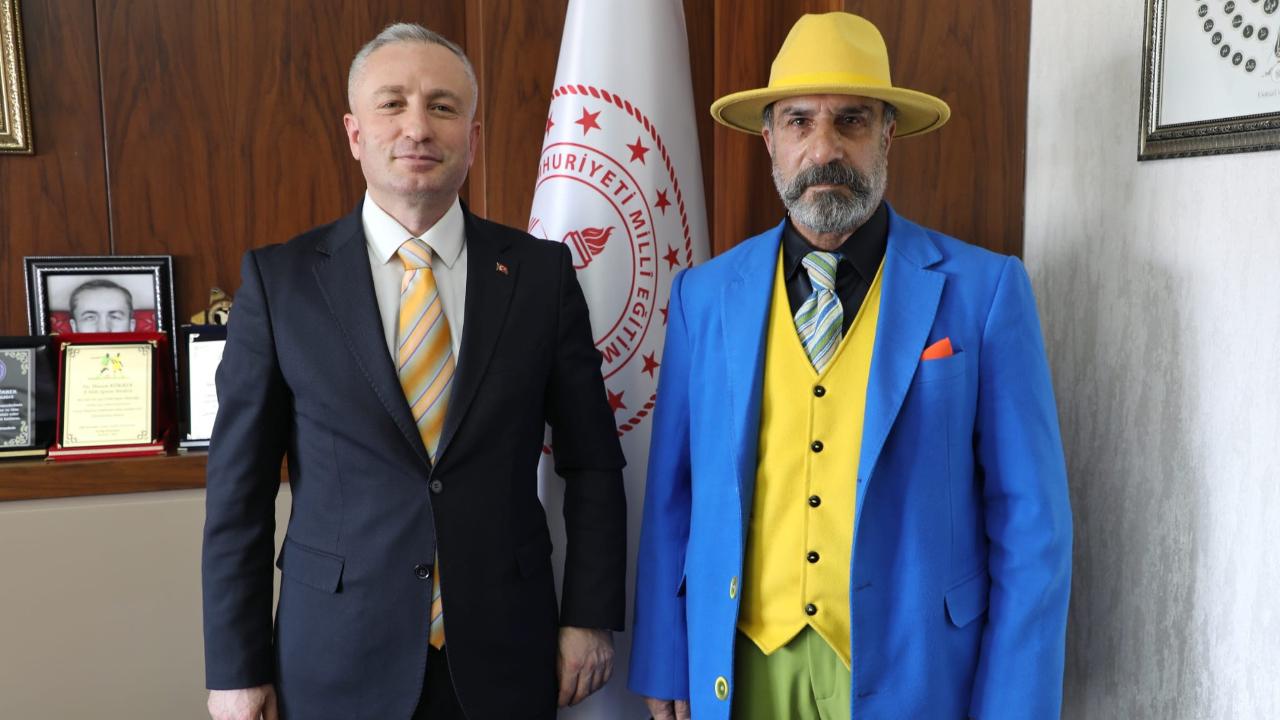 Kentin tanınan ismi Murat Kalender, Kökrek tarafından ağırlandı