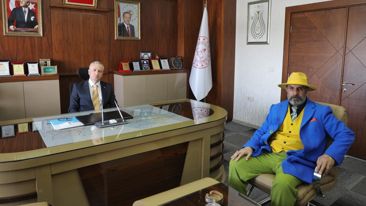 Kentin tanınan ismi Murat Kalender, Kökrek tarafından ağırlandı