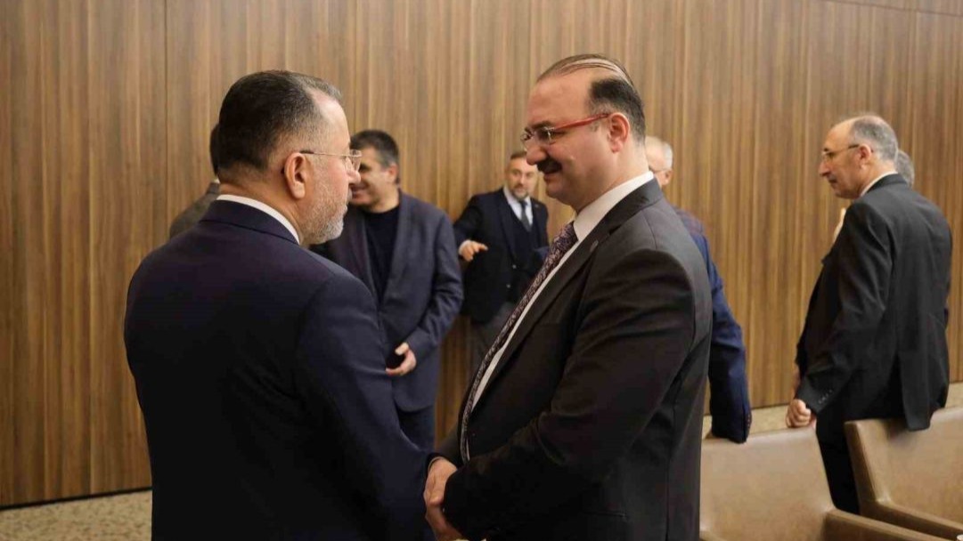 Rektör Hacımüftüoğlu, istişare toplantısına katıldı