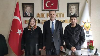 Şehit Ailesinden İlçe Başkanlığına Anlamlı Ziyaret