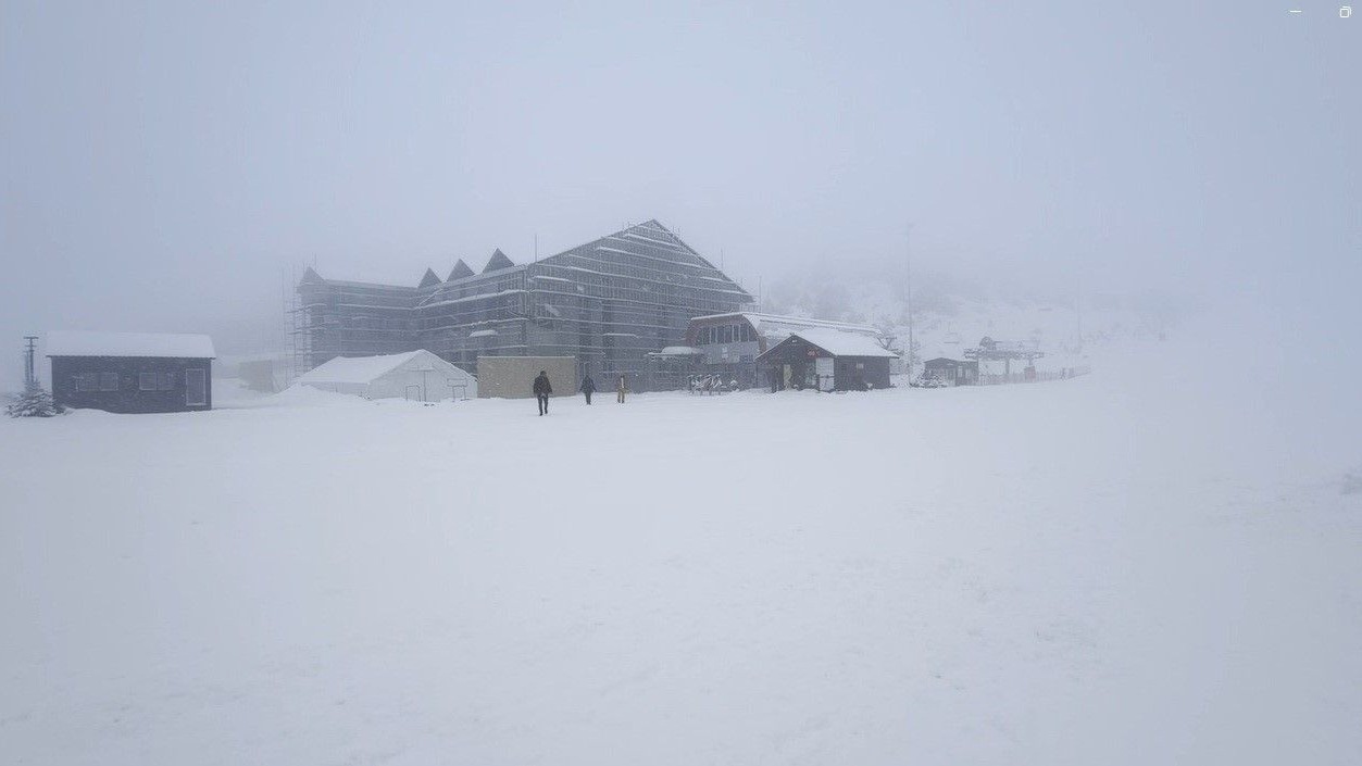 Türkiye’de en fazla kar kalınlığı Karabet Tepesi’nde ölçüldü