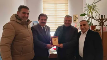Erzurum İspir’de öğrencilere Ramazan ayında anlamlı yardım