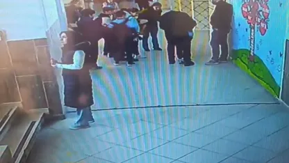 Nöbetçi öğretmen Heimlich manevrası ile öğrenciyi hayata döndürdü