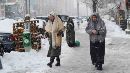 Muş’ta kar esareti; 158 köy yolu kapandı