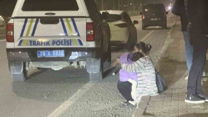 Araç sulama kanalına uçtu: Sürücü, kızı ve torunu son anda kurtuldu