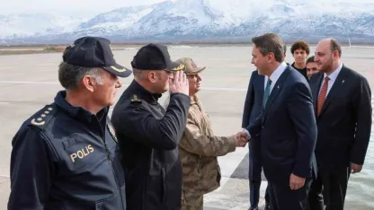 Bakan Bayraktar Erzincan’da