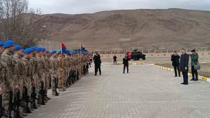 İçişleri Bakanı Mustafa Çiftçi, asker ve vatandaşlarla bayramlaştı