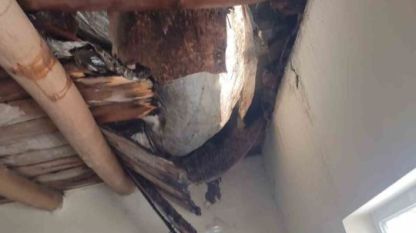 6 kişilik ailenin evi çöktü