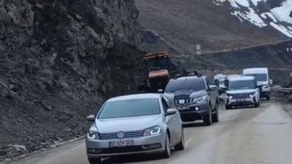 Hakkari Yüksekova yolu trafiğe kapatılıyor