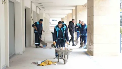 Akpınar Çarşısı’nda temizlik çalışmaları başladı