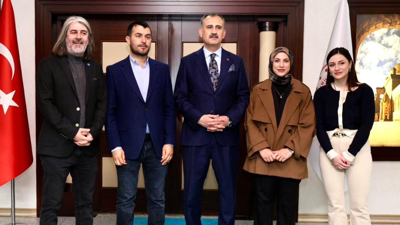 Ağrı Valisi Bozkurt’tan bayramda birlik ve beraberlik vurgusu