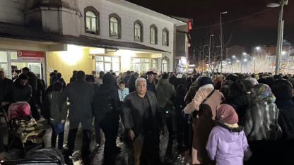Ağrı’da Bayram Öncesi Hareketlilik Gece de Sürüyor