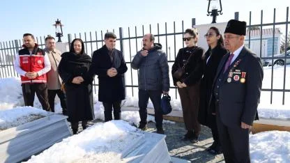 Ağrı’da bayram öncesi şehit kabirlerine vefa ziyareti