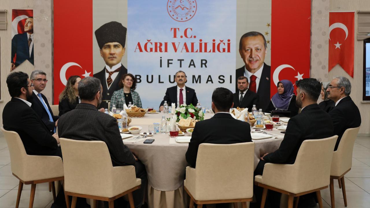 Ağrı’da din görevlileriyle iftar buluşması