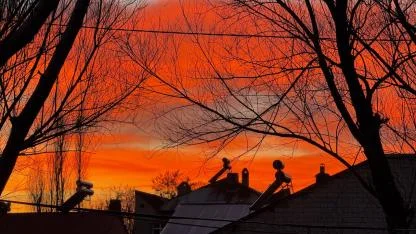 Ağrı’da gün batımı gökyüzünü kızıl renklere boyadı
