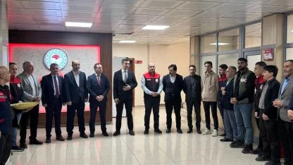 Ağrı’da kamu kurumlarında bayramlaşma heyecanı