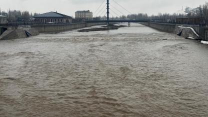 Ağrı’da Murat Nehri’nin su seviyesi yükseldi