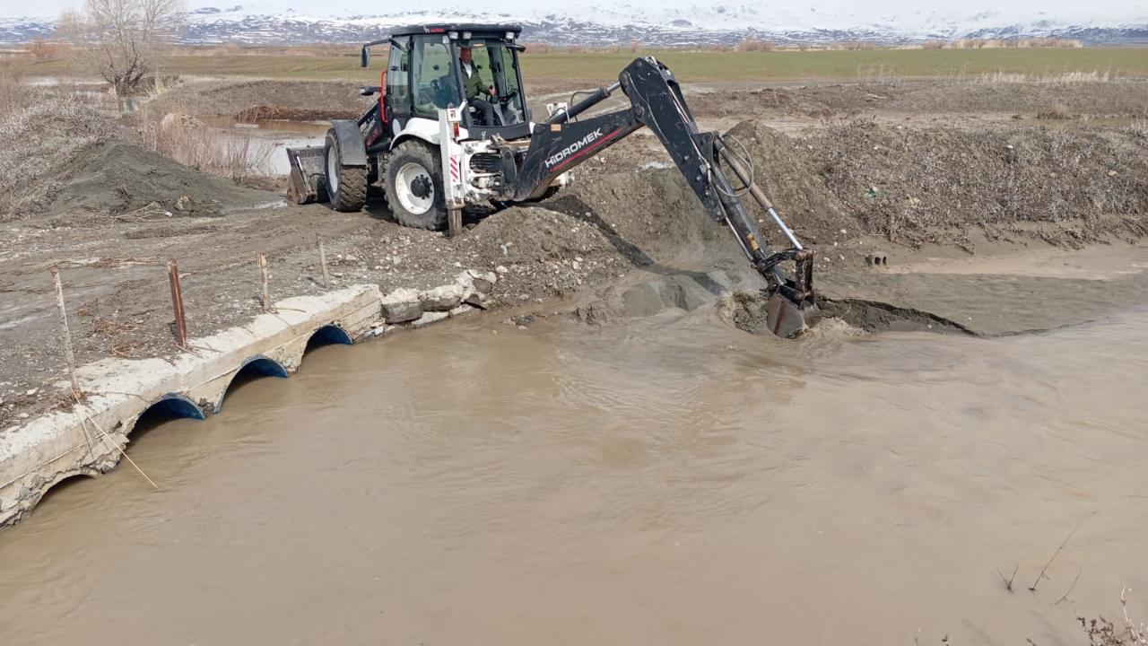 Ağrı’da sel riskine karşı önlemler artırıldı