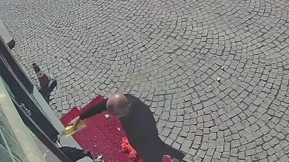 Ağrılı Vatandaşa Ait Eczaneye Kundaklama Girişimi