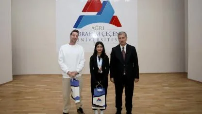 AİÇÜ’de Spor Başarısı Taçlandırıldı