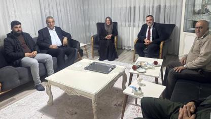 Ak parti Erciş İlçe Teşkilatından Şehit Ailesine Bayram Ziyaret