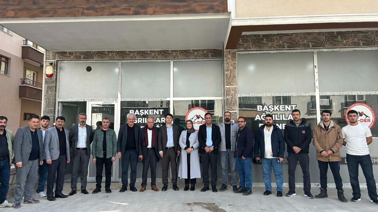 Başkent Ağrılılar Derneğinin Katkılarıyla Husumetli Aileler Barıştı