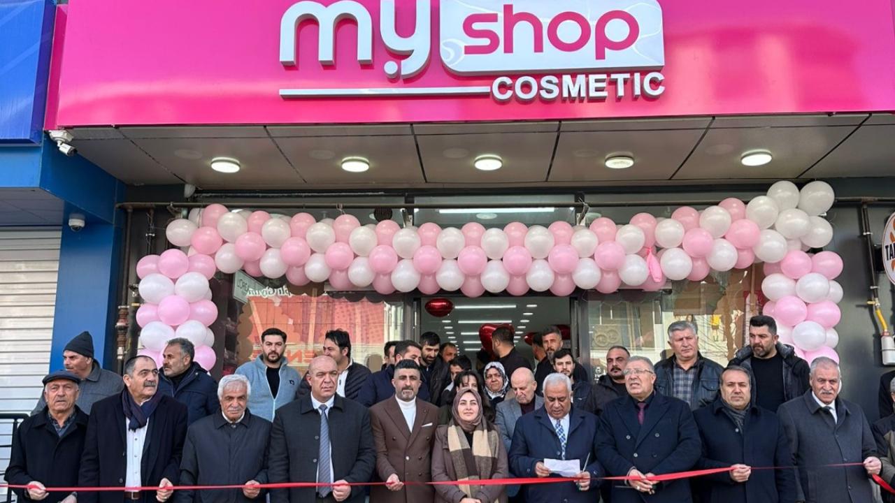 Erciş’te MY SHOP COSMETİC Mağazası Hizmete Açıldı
