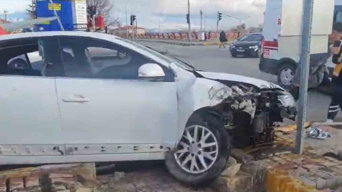 Erciş’te trafik kazası: 1 yaralı