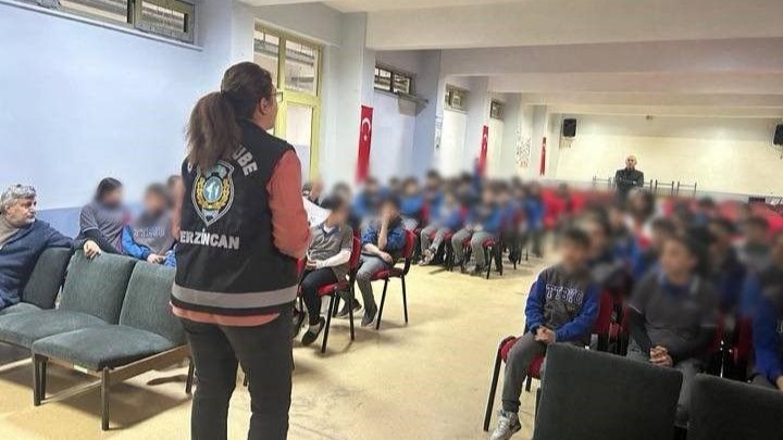 Erzincan’da öğrencilere güvenlik eğitimi verildi