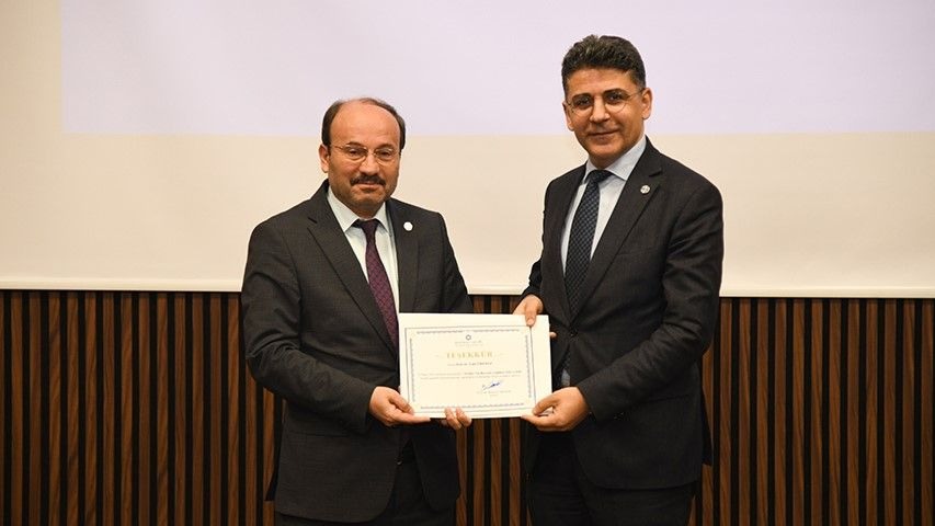 ETÜ’de 14 Mart Tıp Bayramında "Sağlıkta vefa ve etik" paneli