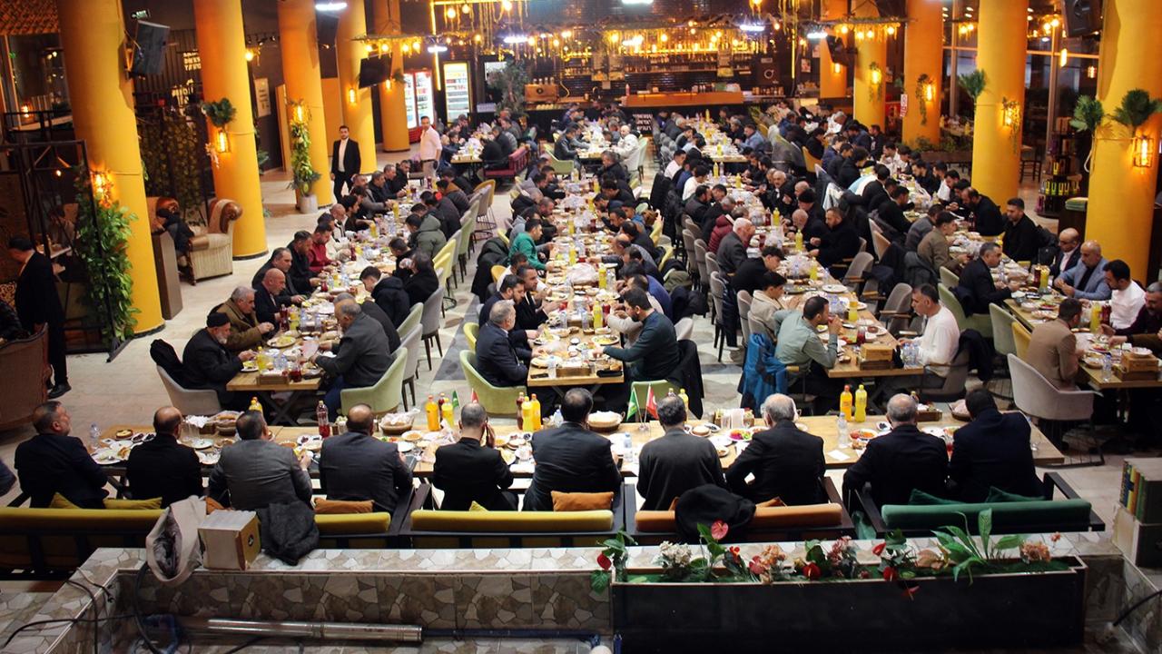 HÜDA PAR Ağrı İl Başkanlığı’ndan Geniş Katılımlı İftar Programı